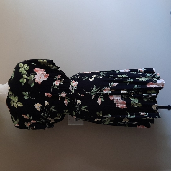 FREE Le Chateau Dark Floral Mini Sz XXL - Picture 2 of 12